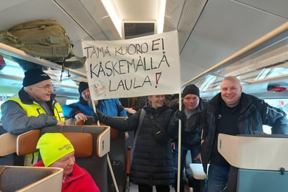 Lakkojuna Oulusta kuljetti satoja pohjoissuomalaisia työntekijöitä mielenosoitukseen Helsinkiin