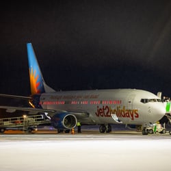 Ulkomaalaisia matkailijoita myös ympäristökuntiin – Kuusamon lentokentälle kuluvalla talvikaudella saapuvat 206 konetta tuovat yhteensä 35 000 turistia