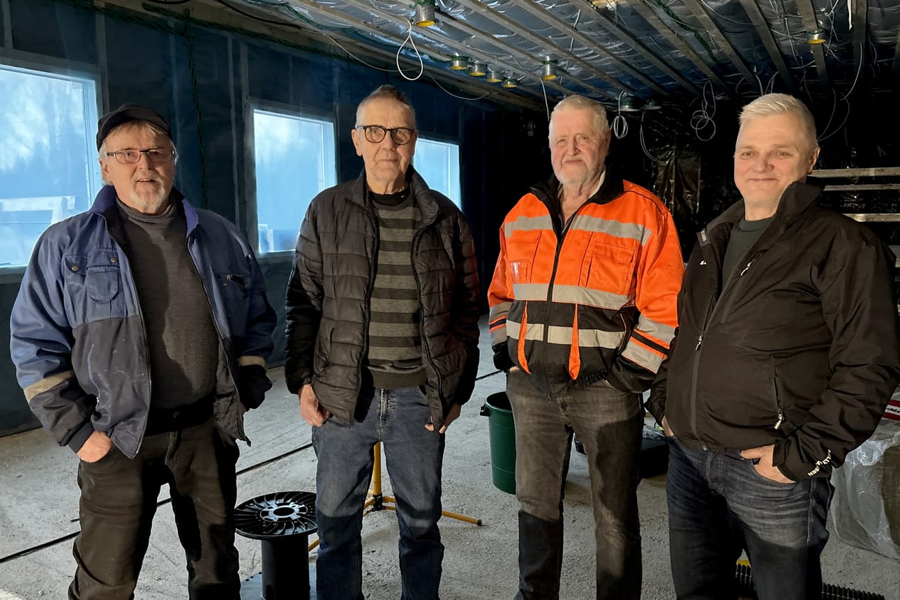 Leevi Luoma-aho, Arvo Peltola, Mikko Pokela ja Markku Korkia-aho ovat vetovastuussa rakennushankkeesta.