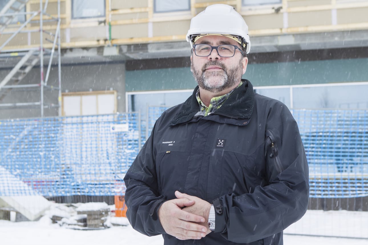 Oulun rakennusvalvonnan johtaja Pekka Seppälä painottaa, että rakennuksia pitää osata käyttää ja huoltaa oikein. Rakentamisessa tilaajalla on suuri vastuu valvonnan osalta.