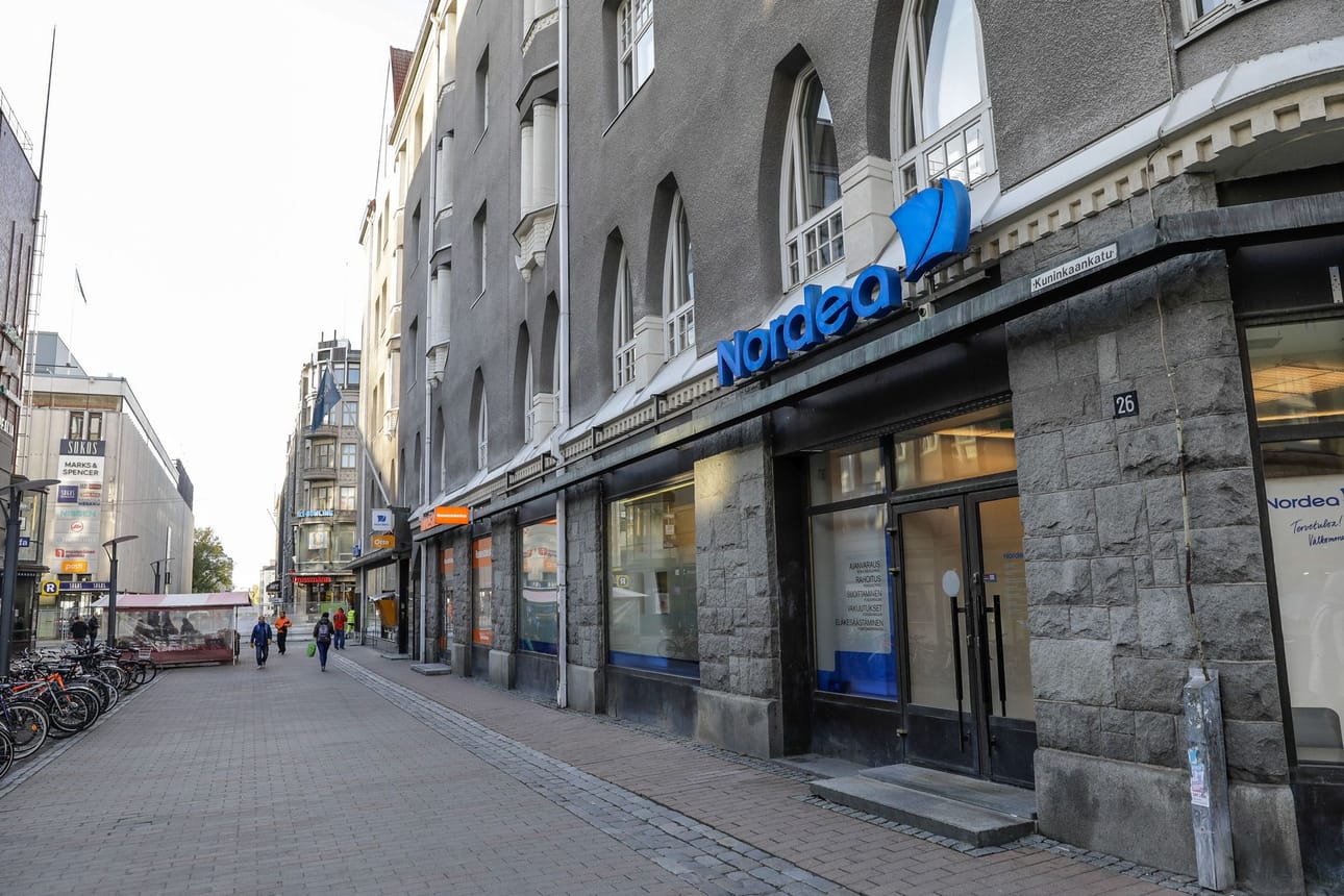 Pankkikonserni Nordea pääsi vuoden lopulla plussan puolelle. Tulos parani pitkälti kuluja karsimalla.