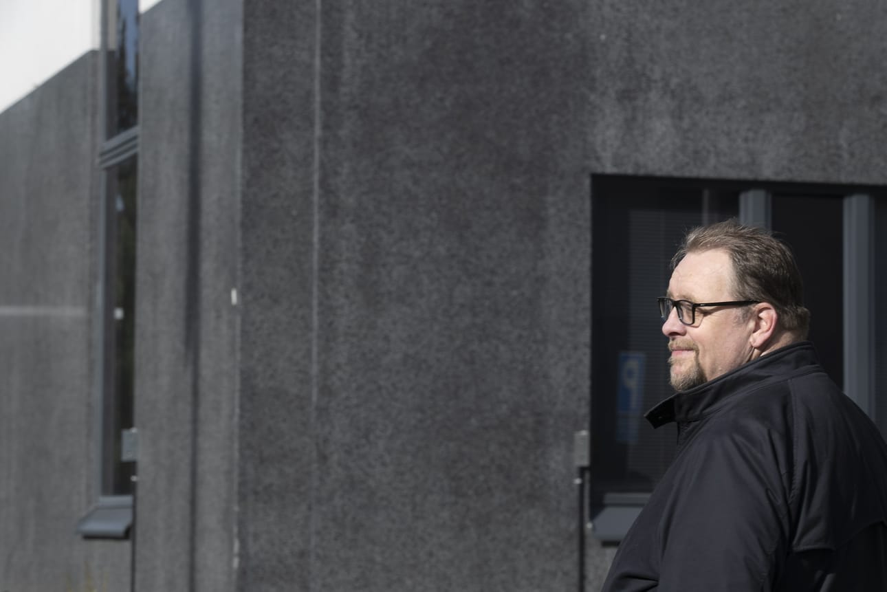 Wärtsilän pääluottamusmies Ralf Holmlund jakaa työntekijöiden ihmettelyn, kuinka ennätystulos ei riittänyt yhtiön johdolle. Arkistokuva.