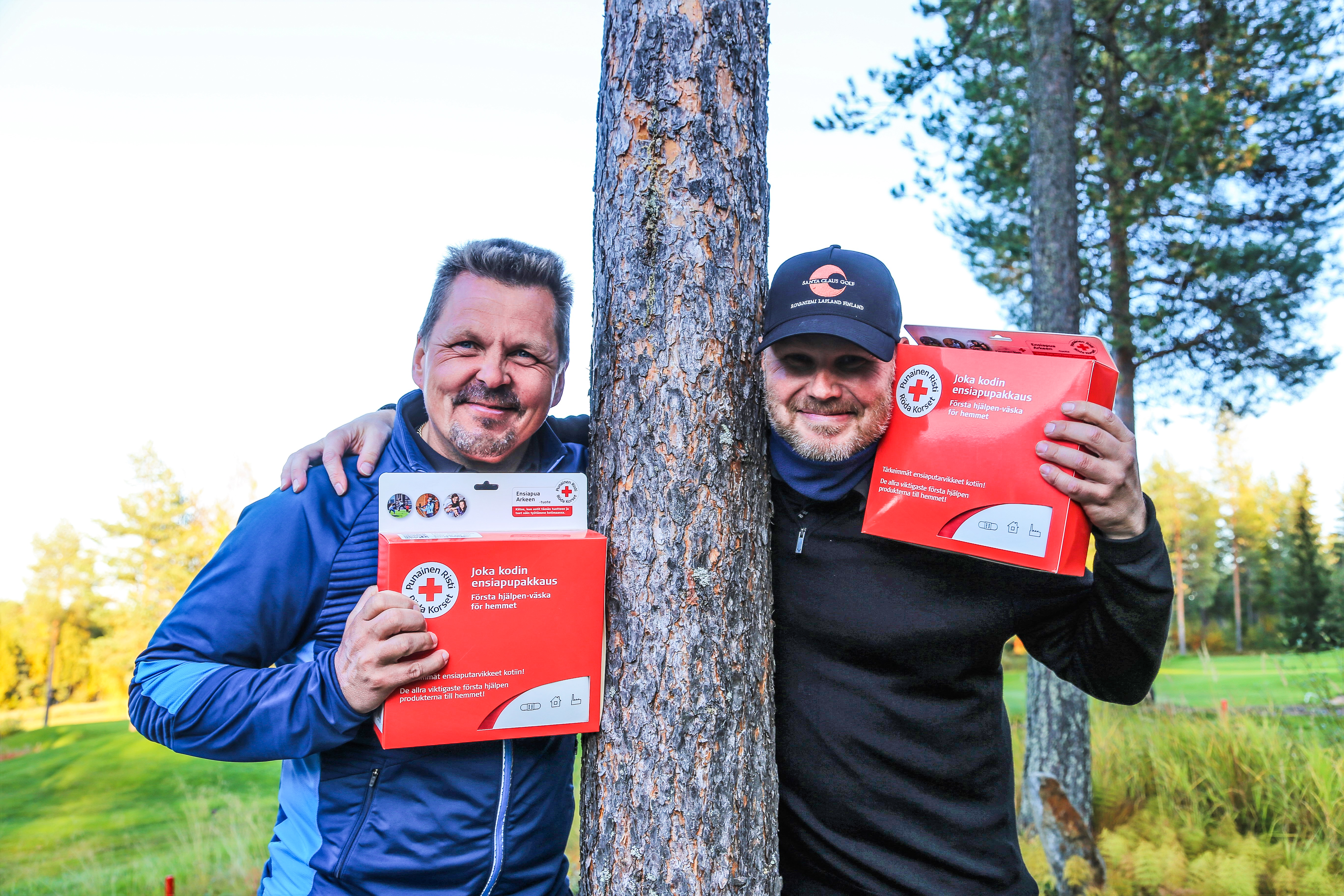 Golfin hyväntekeväisyyskisa keräsi 34 kilpailijaparia - Ounasvaaran golfkentällä pelataan ennätysmäärä kierroksia kuluvalla kaudella