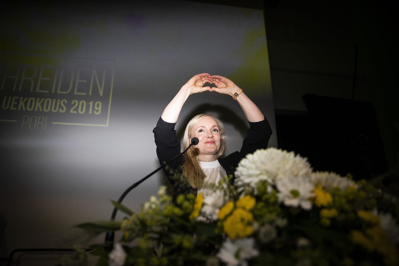 Se on siinä! Maria Ohisalo on vihreiden uusi puheenjohtaja.