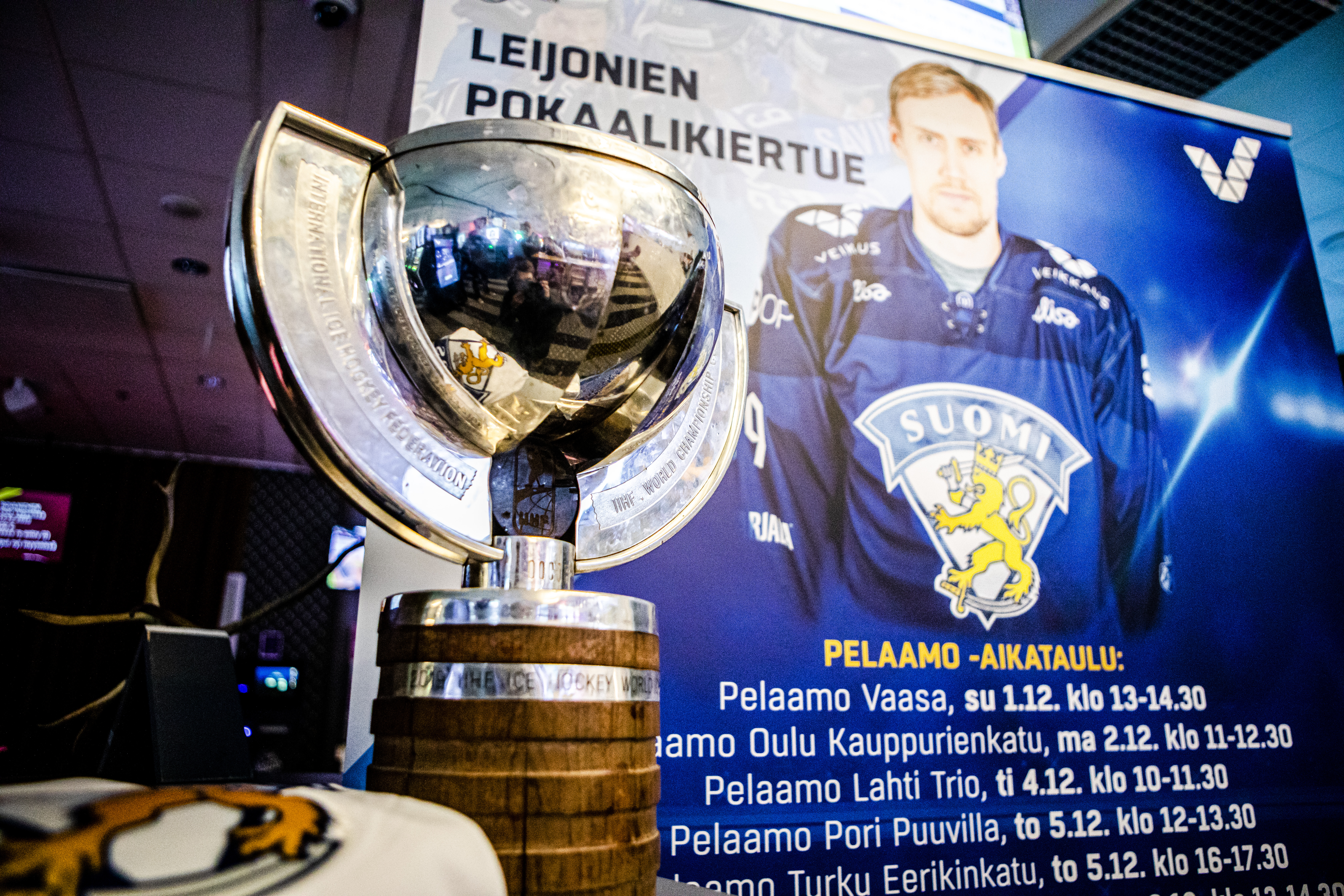 "Poika" kävi napapiirillä - virallinen MM-pokaali vain piipahti Leijonien käsissä