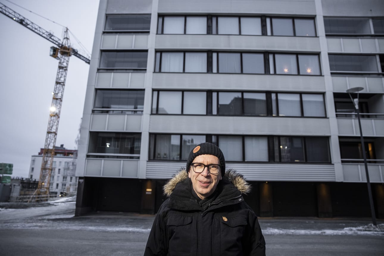 Kiinteistötahkolan toimitusjohtaja Antti Perkkiö sanoo, että lyhytaikaisesta vuokrauksesta aiheutuu häiriötä taloyhtiöissä hyvin harvoin. Suhteellisesti enemmän häiriöilmoituksia tulee pitkäaikaisista asukkaista. Keskustelu lyhytvuokrauksesta käy Rovaniemellä kuumana, ja se asettaa Perkkiön mukaan isännöinnin toisinaan ahtaaseen rakoon.