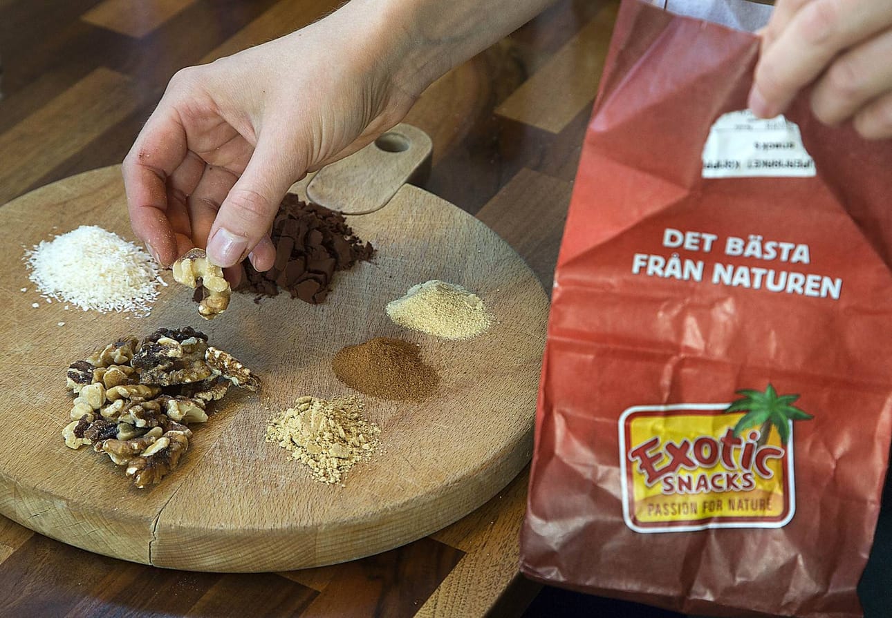 Kuvassa leipomiseen käytettäviä mausteita.