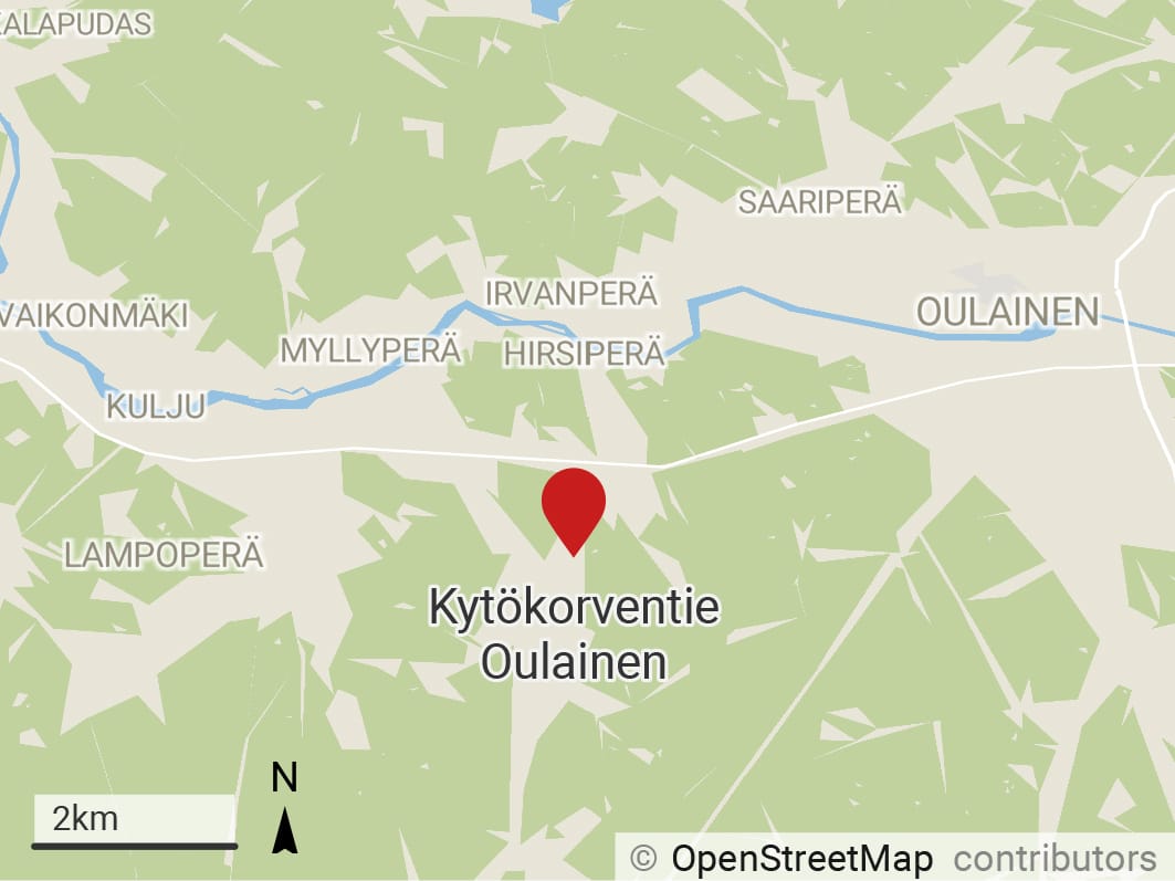 Rehupaalit, jotka joutuivat ilkivallan kohteeksi, olivat Kytökorventien varressa olevalla pellolla.