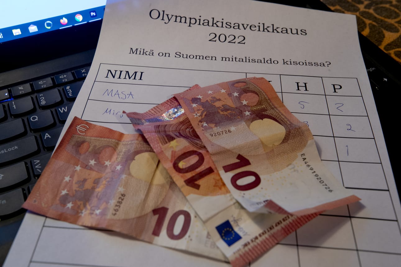 Tämä peli ei käy päinsä. Rahapelien yksinoikeus on Suomessa Veikkauksella.