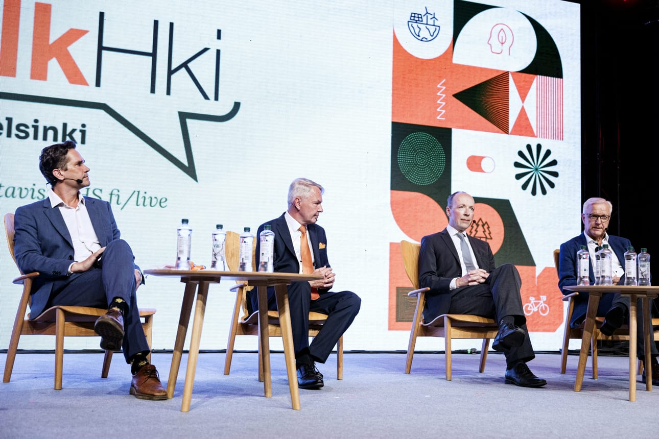 Presidentiksi pyrkivät Mika Aaltola, Pekka Haavisto, Jussi Halla-aho ja Olli Rehn paneelissa keskustelutapahtuma Talk Helsingissä keskiviikkona. LEHTIKUVA / RONI REKOMAA