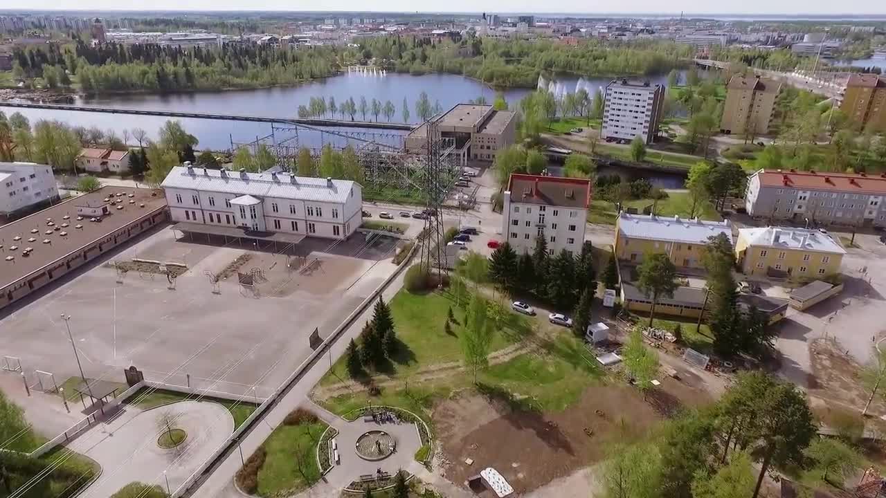 Tuira lintuperspektiivistä