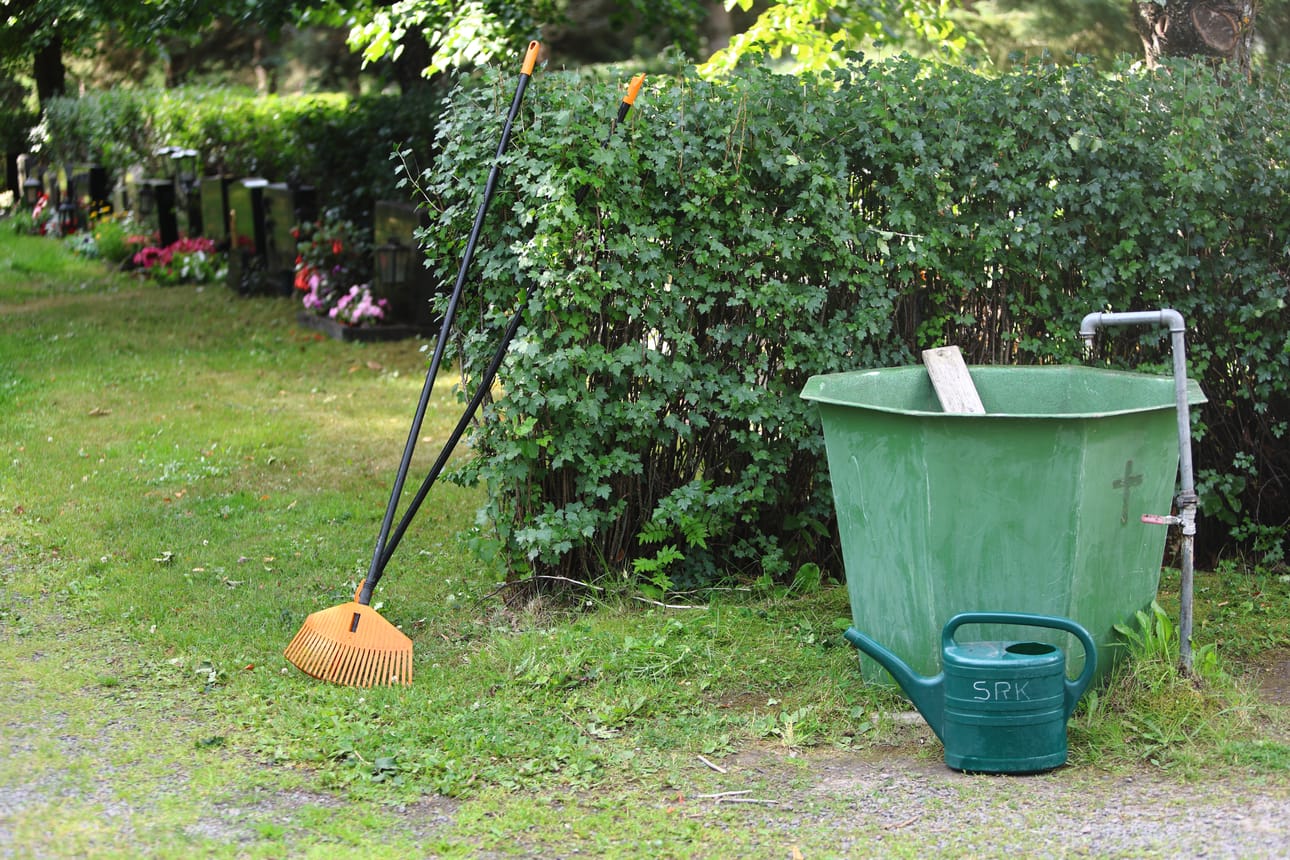 Raahen seurakunnan hautausmaille on tänä kesänä palkattu 40 kesätyöntekijää.