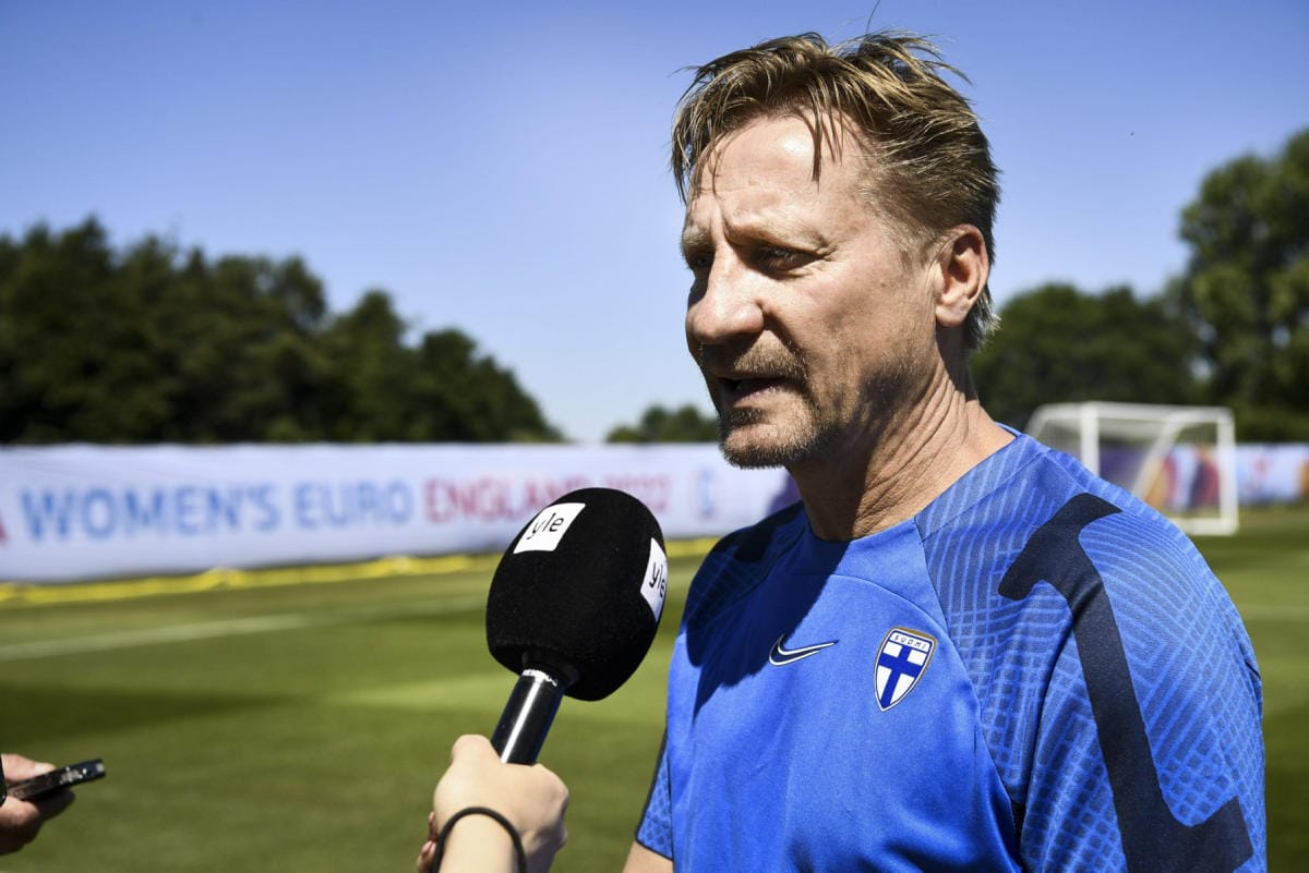 Kimmo Lipponen on tarkkaillut Suomen tiistaista vastustajaa Tanskaa. LEHTIKUVA / Emmi Korhonen
