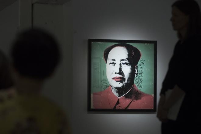 Andy Warholin pop-taiteen kuvasto on tuttua myös monille nykytaidetta muuten tuntemattomille. Mao on tuotettu vuonna 1972.