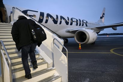 Finnairin koneeseen ei ollut tehty vaadittavaa tarkastusta, lento Oulusta Helsinkiin myöhästyi parilla tunnilla