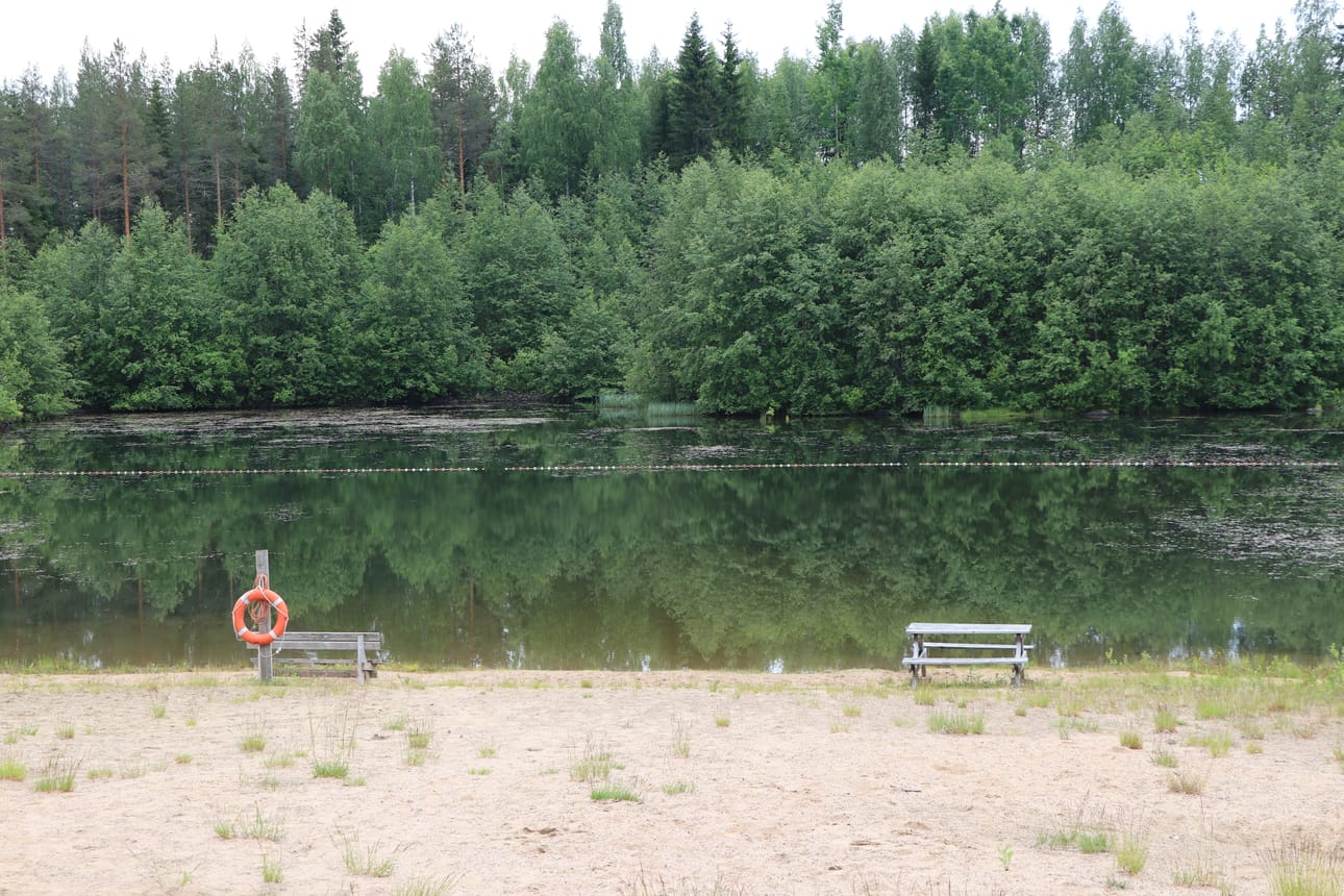 Haapavuoren uimapaikka on käyttökiellossa loppukesän ilkivallan vuoksi.