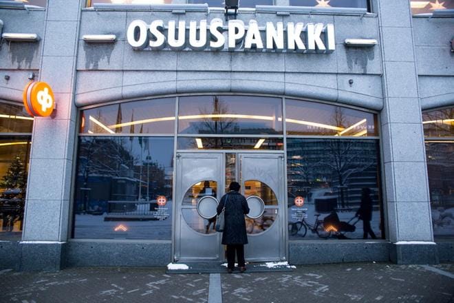 Pankkien verkkopalvelut ja rajoitetusti avoinna olleet puhelinpalvelut toimivat rahoitusalan lakon aikana pääosin ongelmitta. KUVA: PAULA KASKIMAA