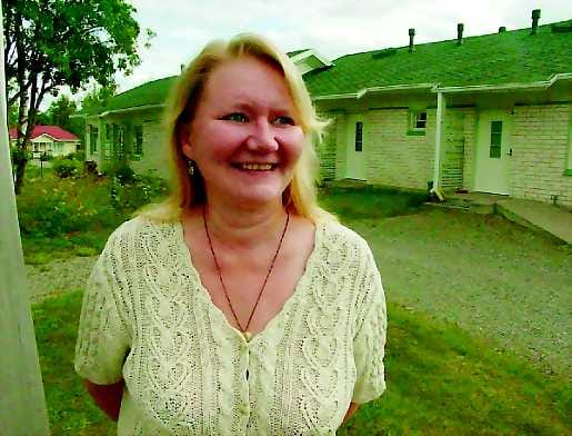 Pyhäjärven kaupungin omistaman Kiinteistö Oy Rillankiven uusimmat vuokra-asunnot nousivat ilman valtion aravalainaa. Toimitusjohtaja Sari Aholan mukaan nykyaravasta ei ole mitään iloa sydänmailla.