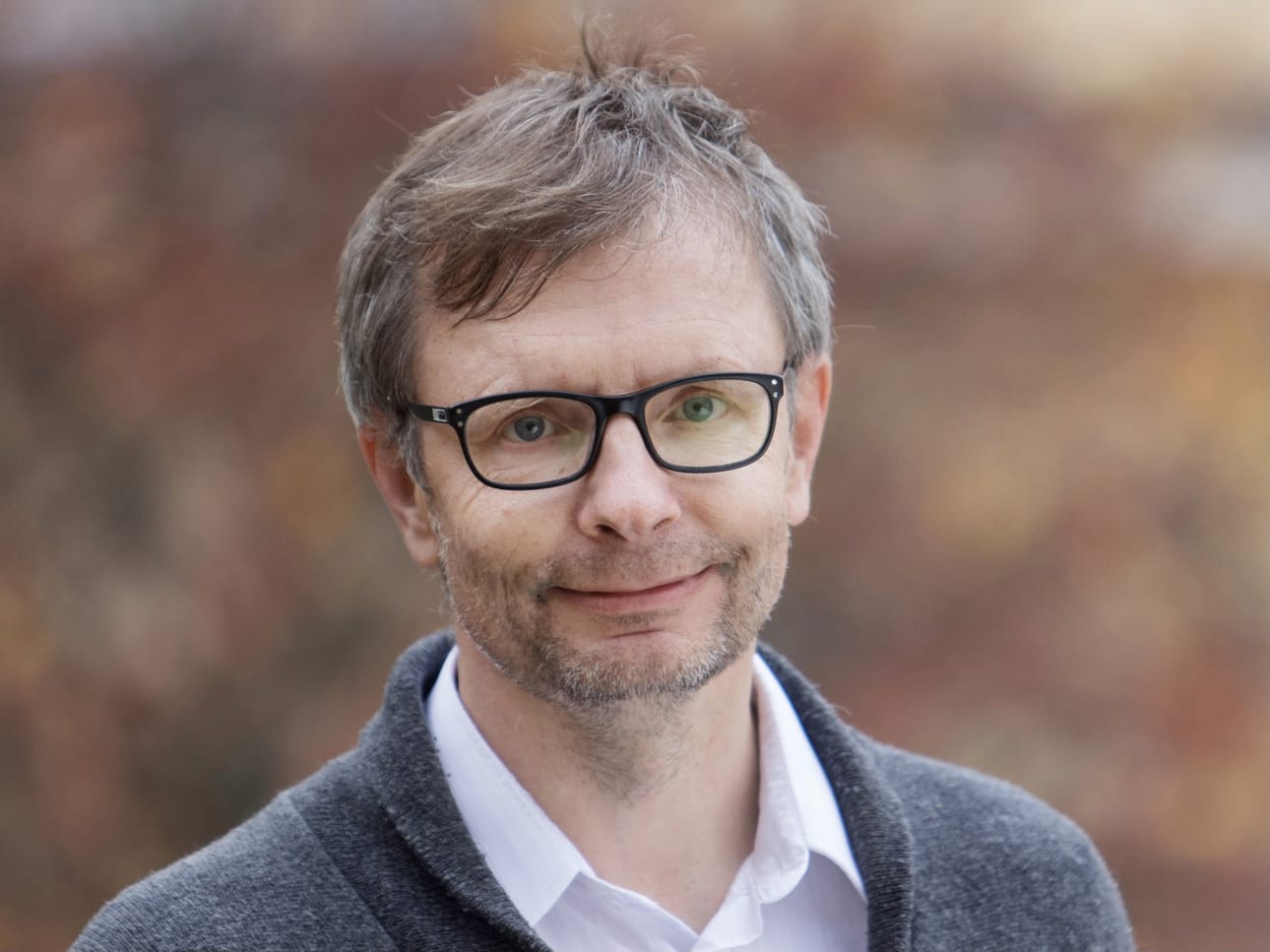 Sosiaalipolitiikan professori Heikki Hiilamo kysyy raportissaan, miten ja millä resursseilla valtio voi purkaa kriisin jättämää sosiaalista velkaa?