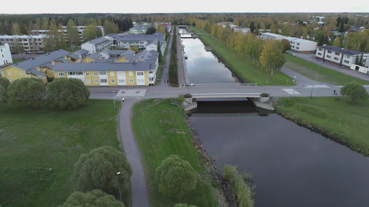 Luonto valmisti värikylvyn
