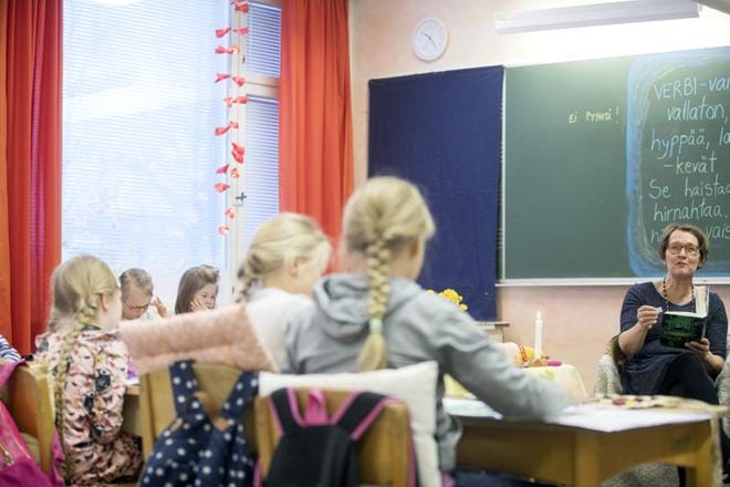 Suomen koululaisten halutaan innostuvan matematiikasta. KUVA: Minna Akimo