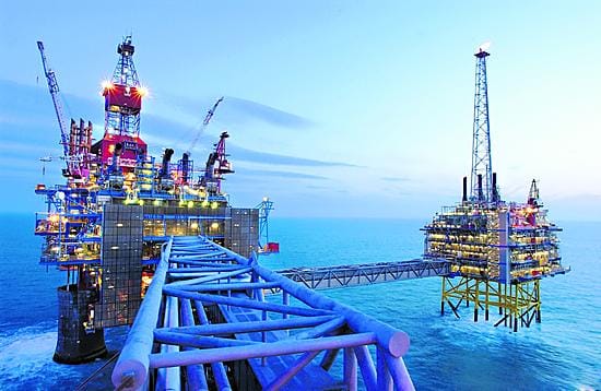 Statoilin öljynporauslautta Pohjanmerellä.