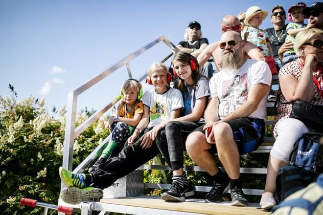Teemu (oik.), Tommi, Roope ja Mauno Suikki saapuivat Hollolasta Vauhtiajoille tänä vuonna ensimmäistä kertaa. KUVAT: KRISTA LUOMA