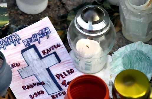 Myyrmannin pommi-iskussa kuoli seitsemän ja loukkaantui 115 ihmistä.