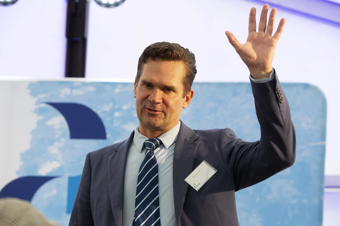 Mika Aaltola turvallisuuspolitiikan Kotkaniemi-foorumissa Luumäellä eilen. LEHTIKUVA / Lauri Heino