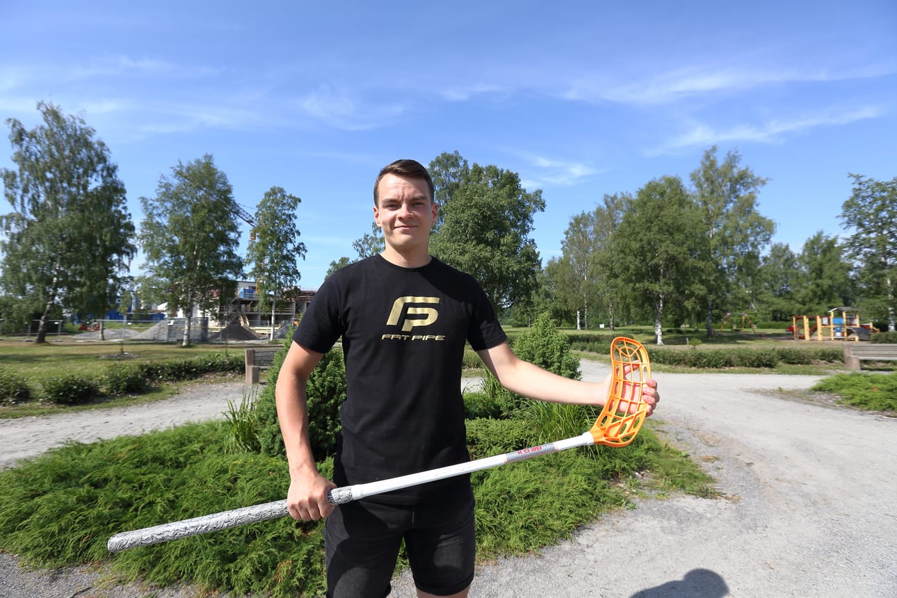 Mika Heiskanen viettää vielä hetken kesälomaansa Raahessa. Elokuussa mies lähtee kohti uusia haasteita.
