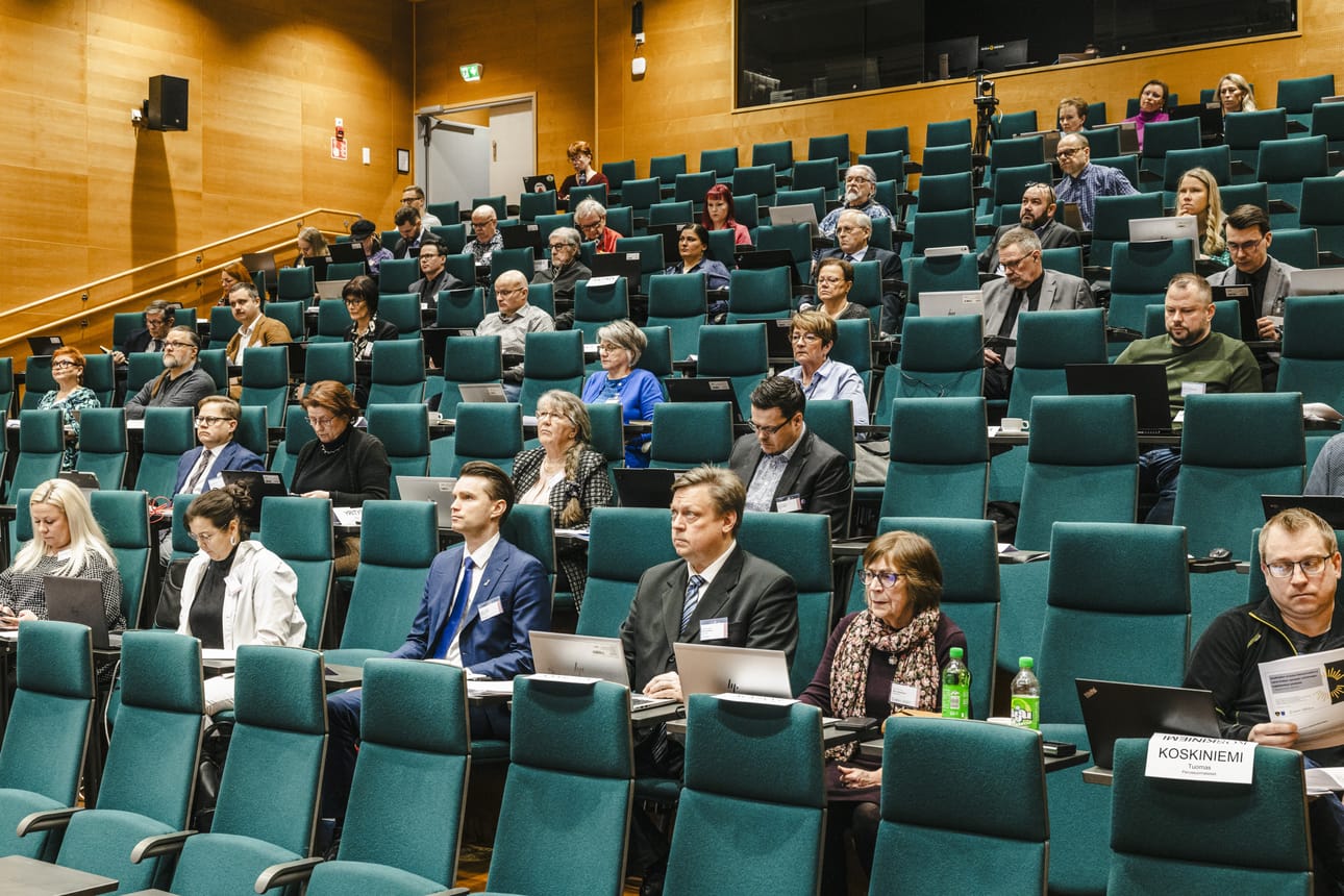 Lapin aluevaltuusto päätti Länsi-Pohjan sairaalan palvelutasosta maaliskuussa. Valtiovarainministeriö valitti päätöksestä Pohjois-Suomen hallinto-oikeuteen.