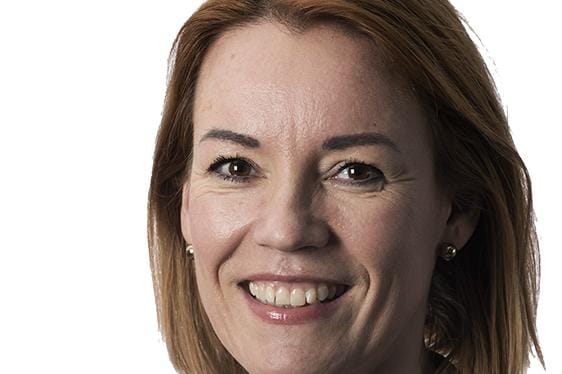 Pohjalaisen toimittaja Katariina Paajaste. esseekuva