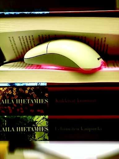 Tekstintutkimus muuttuu. Tietokoneohjelmat ovat tulleet avuksi aineistojen käsittelyyn.