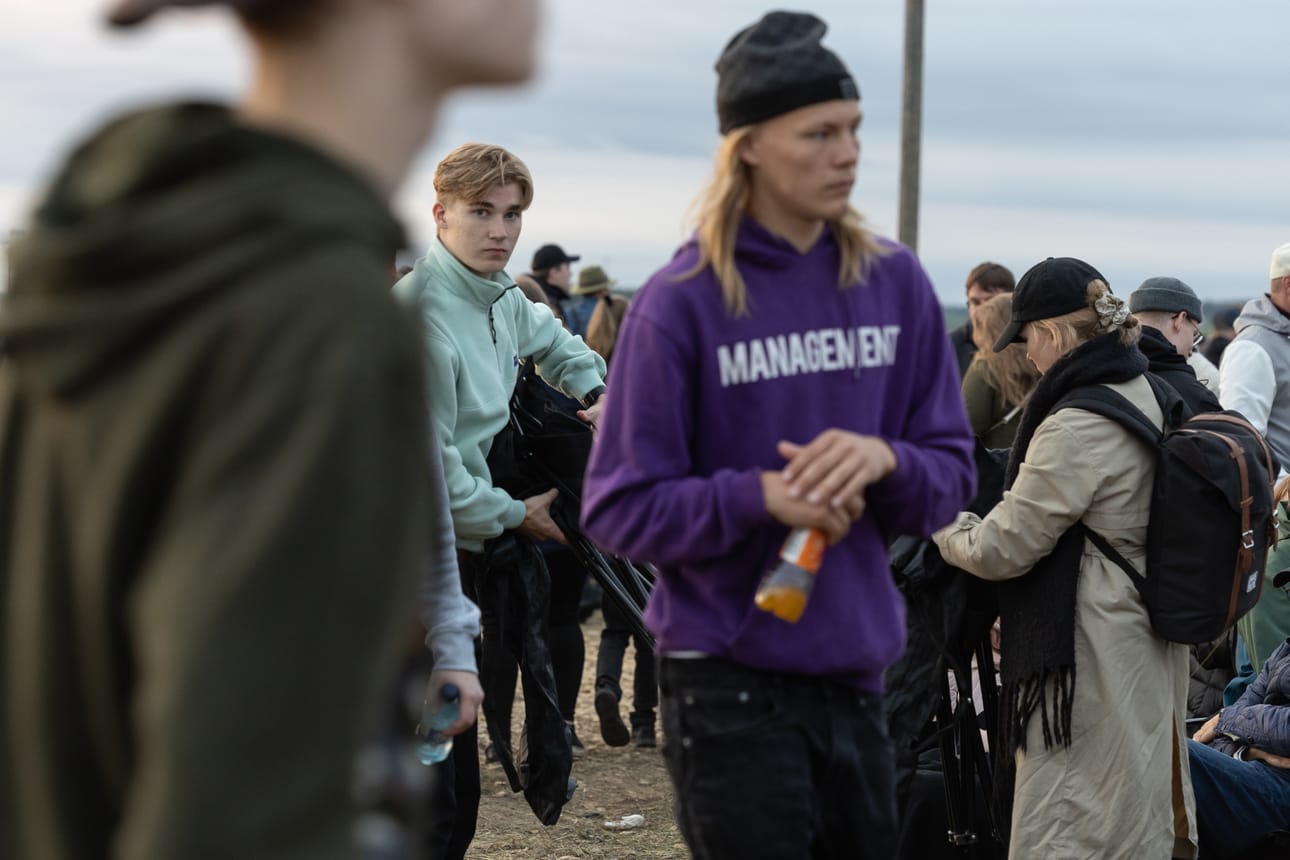 Kun laulut tulivat lauletuiksi, alkoi valmistautuminen iltakylää varten.