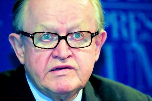 Presidentti Martti Ahtisaari kaventaisi edelleen presidentin valtaa.