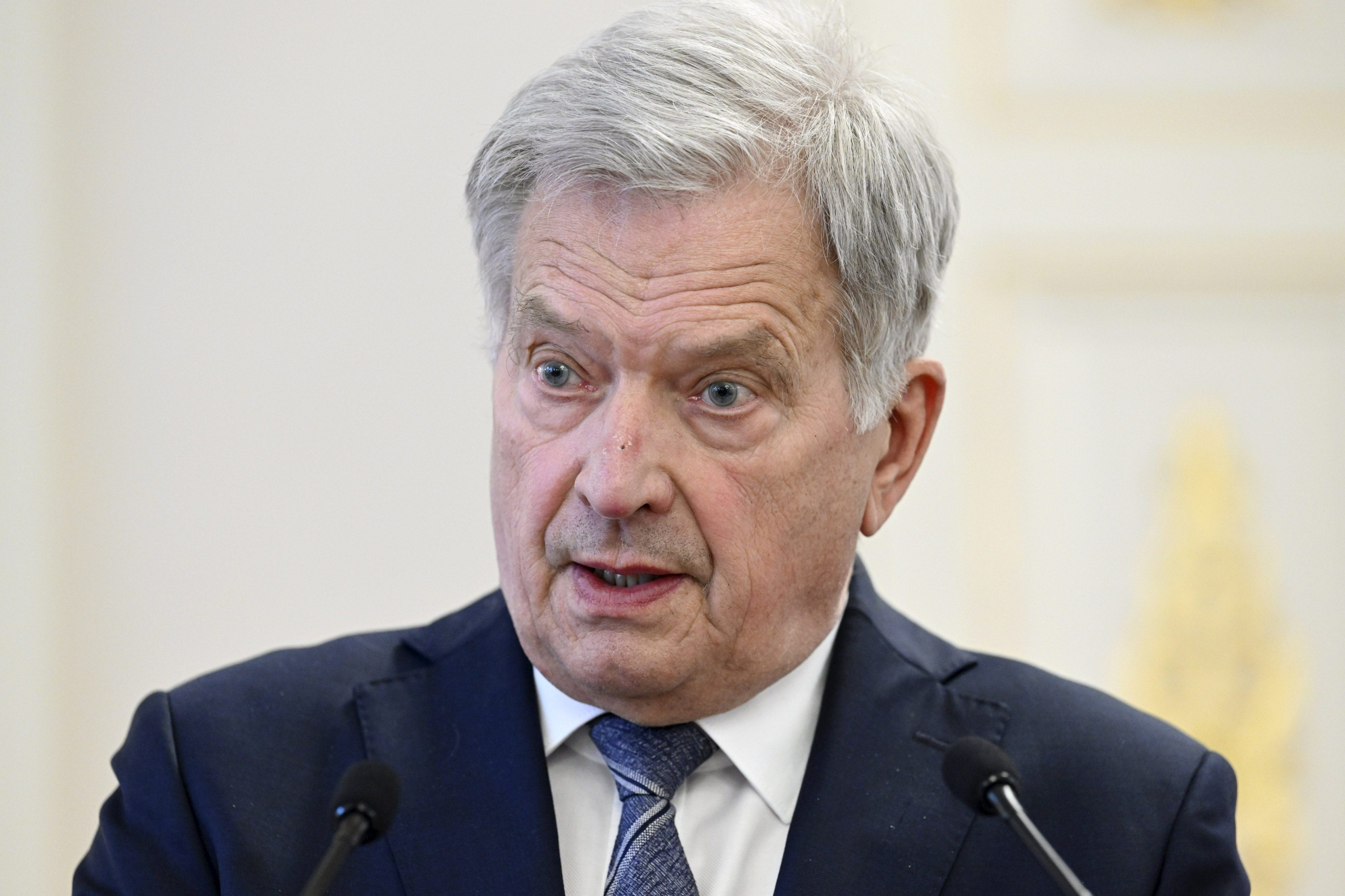 Presidentti Niinistö MTV:lle: Hyvä, että jalkaväkimiinojen käyttöä selvitetään