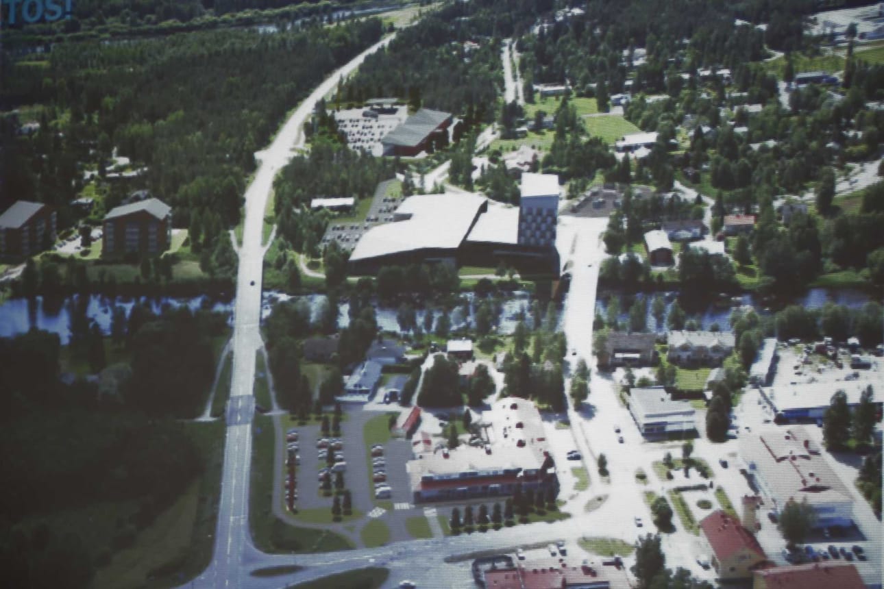 Pyhäjoen taajaman ilmakuvaluonnos sen jälkeen kun Pyhäjokitalo on rakennettu ja Arinakin oman projektinsa vienyt päätökseen. Kuvamanipulaatio.