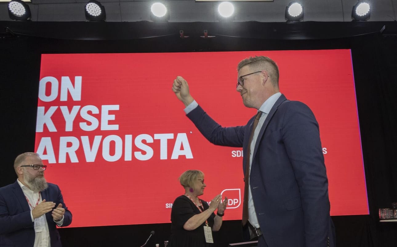 SDP:n puheenjohtaja Antti Lindtman johdattanee joukkonsa kiistellyn käännytyslain taakse. Muu olisi suurta uhkapeliä SDP:lle, jolta viime vaalit ovat sujuneet mollivoittoisissa tunnelmissa.