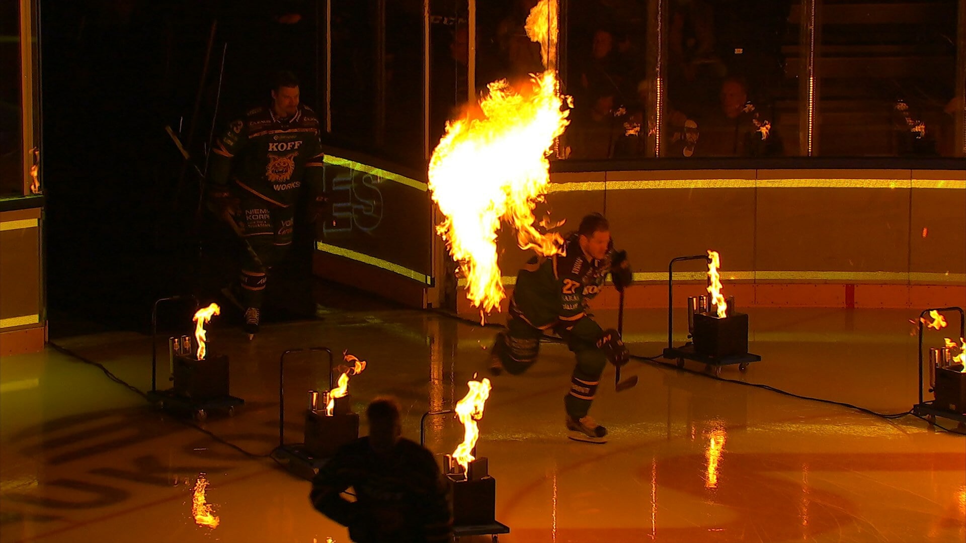 Huippuhetket Ilves-Kärpät -kohtaamisesta Tampereella