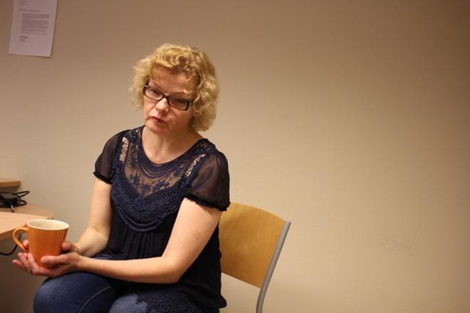 Kaskinen ei ole vielä vaipunut varjojen maahan. Kaupunginjohtaja Minna Nikander pitää hyväksyttyä kymmenen prosentin säästötavoitetta välttämättömänä. KUVA: TAUNO RIIHILUOMA