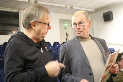 "Antakaa kotoa mahdollisuuksia" –Näin kiteyttää  vuonna 1973 Oulaisten ensimmäisenä nuorisosihteerinä aloittanut Jukka Ylilauri nuorison kanssa toimimisesta