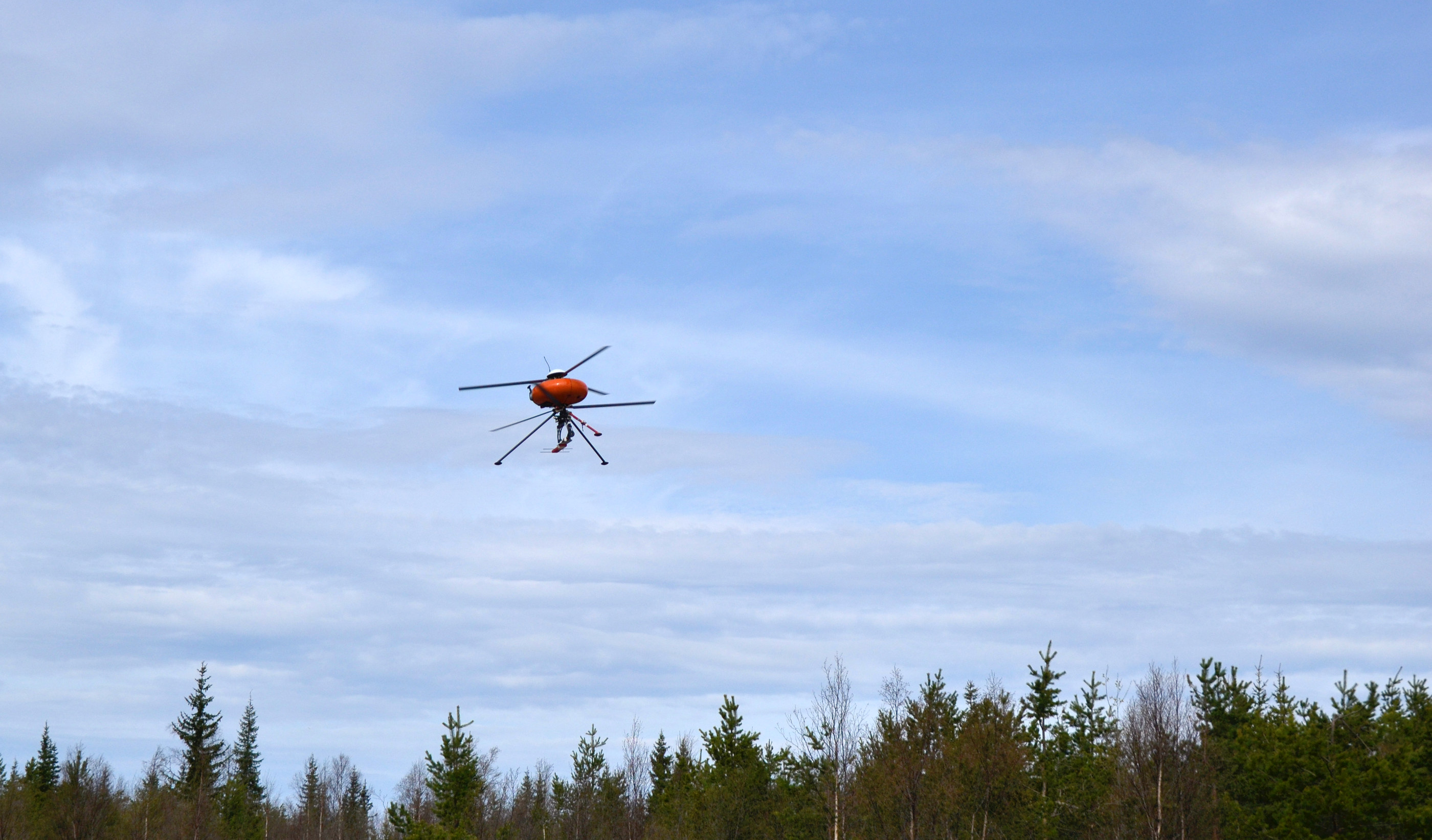 Kauko-ohjattava lentolaite voi löytää raadon 30 kilometrin päästä.