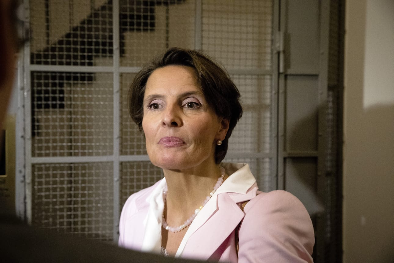 Liikenne- ja viestintäministeri Anne Bernerin (kesk.) mukaan uudistuksen tavoitteena on huolehtia, että henkilöliikenteeseen syntyy hintakilpailua.