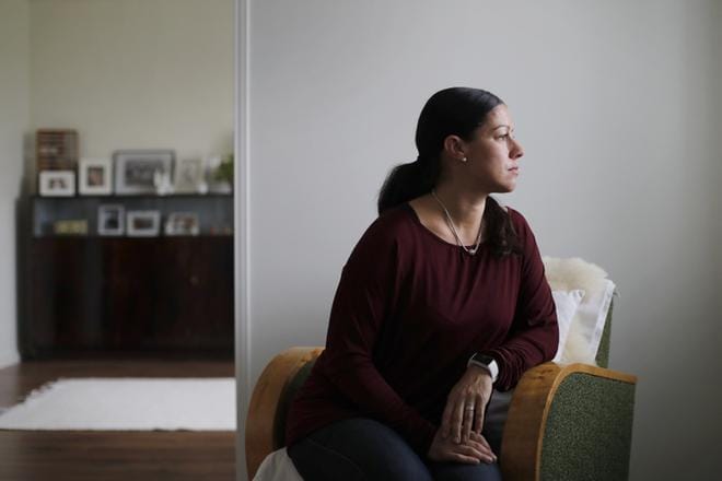 Oman lapsen saattaminen viimeiselle matkalle on vanhemman pahin painajainen. Riitta Puosi koki, että perhettä tuettiin hyvin raskaina aikoina.