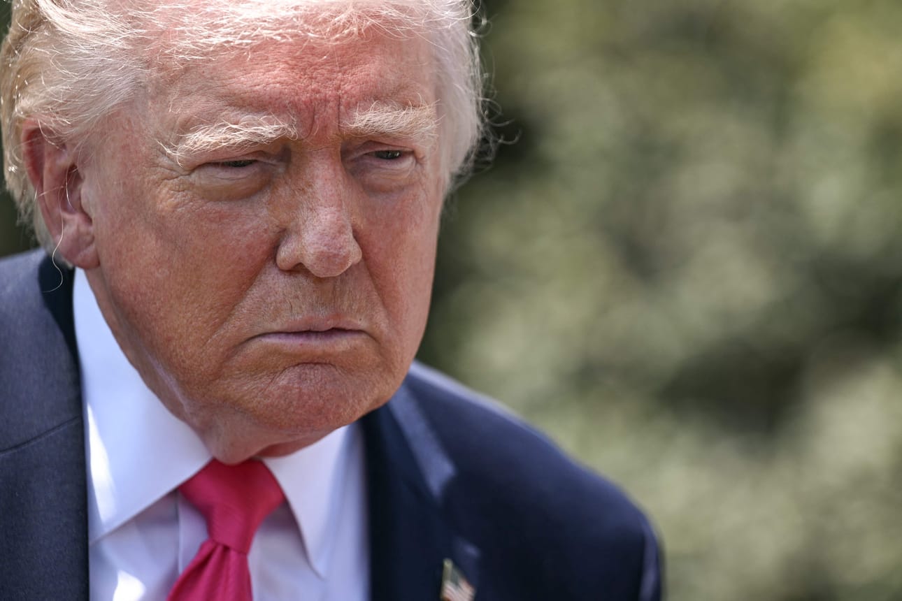 Donald Trump kommentoi Iranin sotaa perjantai-iltana Suomen aikaa.