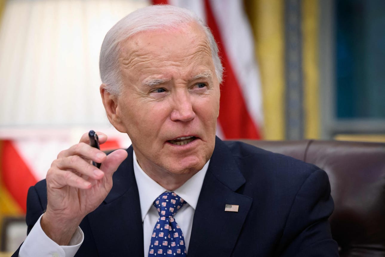 Yhdysvaltain presidentti Joe Biden matkustaa Helene-hirmumyrskyn riepottelemaan Pohjois-Carolinan osavaltioon keskiviikkona. LEHTIKUVA/AFP