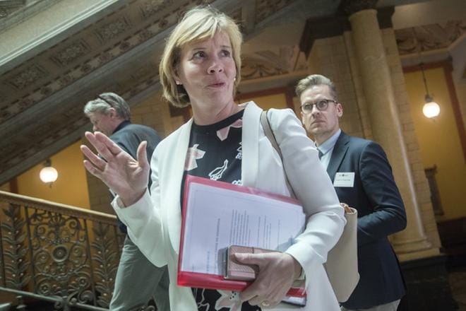 Rkp:n puheenjohtaja Anna-Maja Henriksson heittää pallon sdp:lle tulevan pääministerin valinnassa: "Meillä ei ole suosikkia". KUVA: Mauri Ratilainen / arkisto