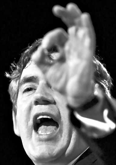 Gordon Brown saa yhä odottaa Tony Blairin luopumista.