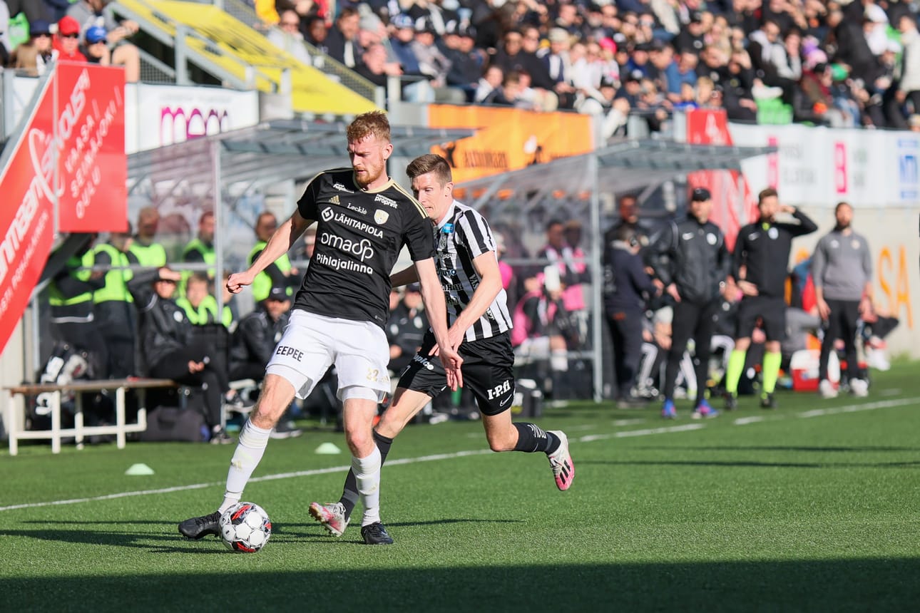 Matej Hradecky ja muu SJK-puolustus kestivät VPS:n hallinnan loppuun asti.