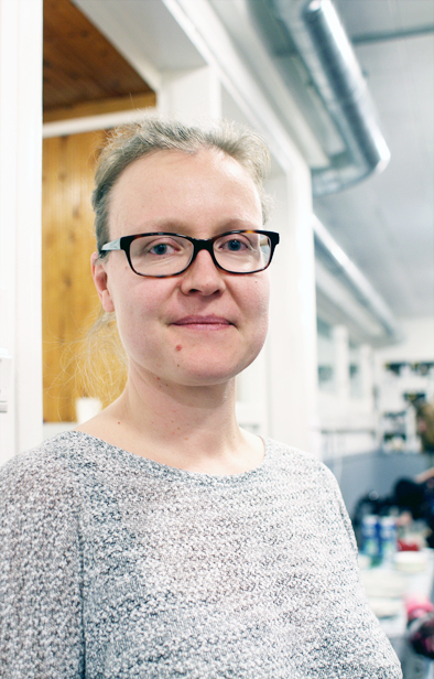 Anu Markus


&rdquo;Kyllä tarvitaan, ehdottomasti! Pienestä kyläkoulusta saa hyvät eväät elämään. Niillä on myös yhteiskunnallisesti tärkeä rooli.&rdquo;